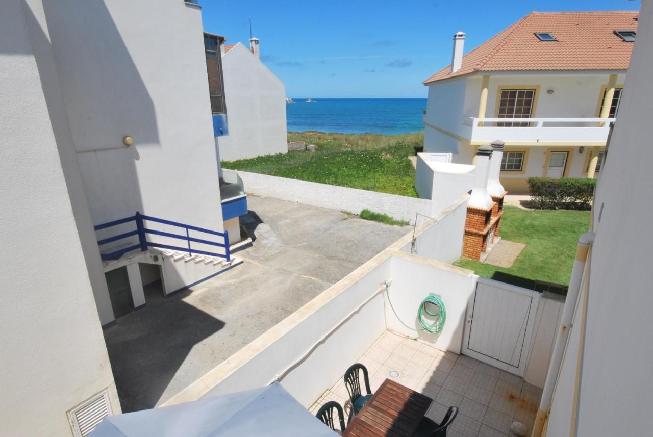 Casa Pedro - Baleal Beach, Balcony, Pool Bagian luar foto
